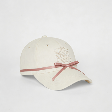 Bow-knot Emblem Cap
