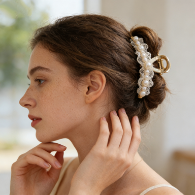 Romantic Lace & Pearl Hair Claw