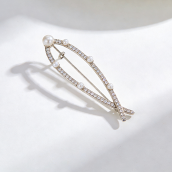 Open Bar Pearl & Crystal Brooch