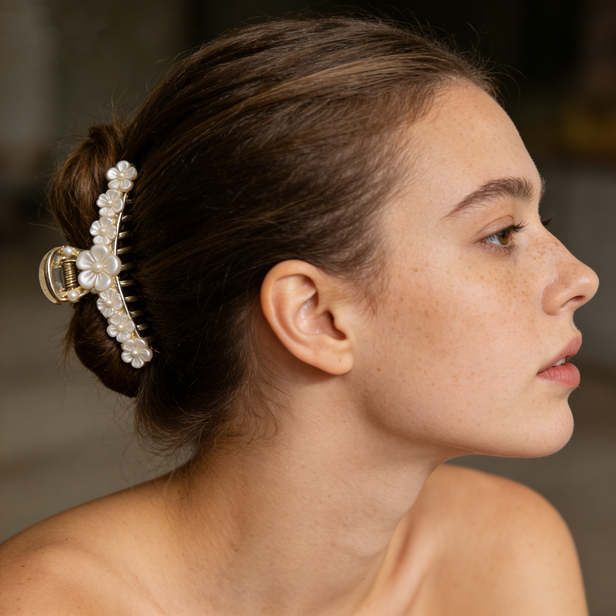 Delicate Pearl Flower Hair Claw